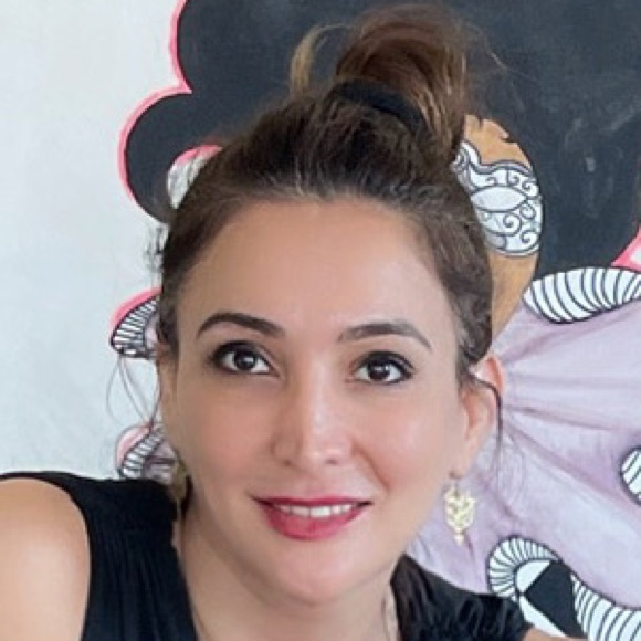 Meet your Posher, Maryam - Picture 1 of 1